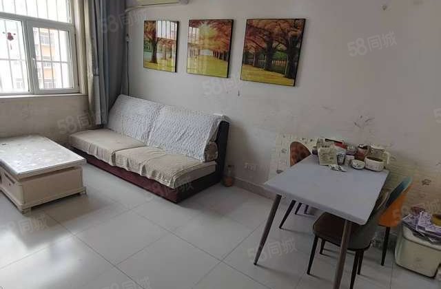 区政府 南湖新城 带车位储藏室 有证免大税 随时看房