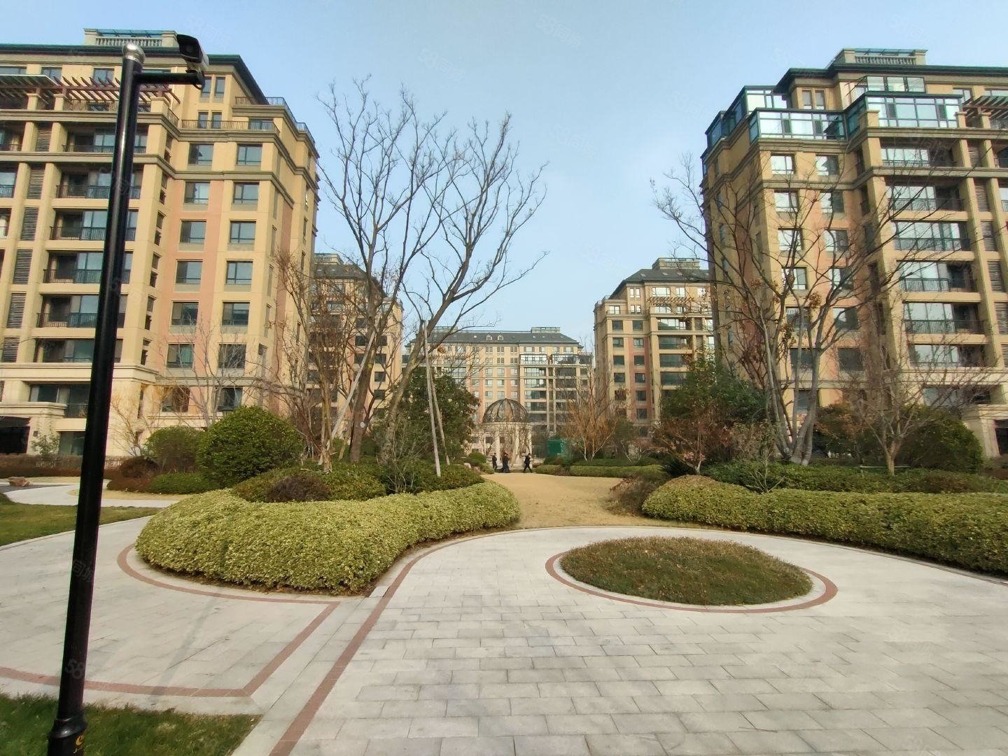 歌尔绿城桂花园4室2厅2卫168.8㎡南北280万