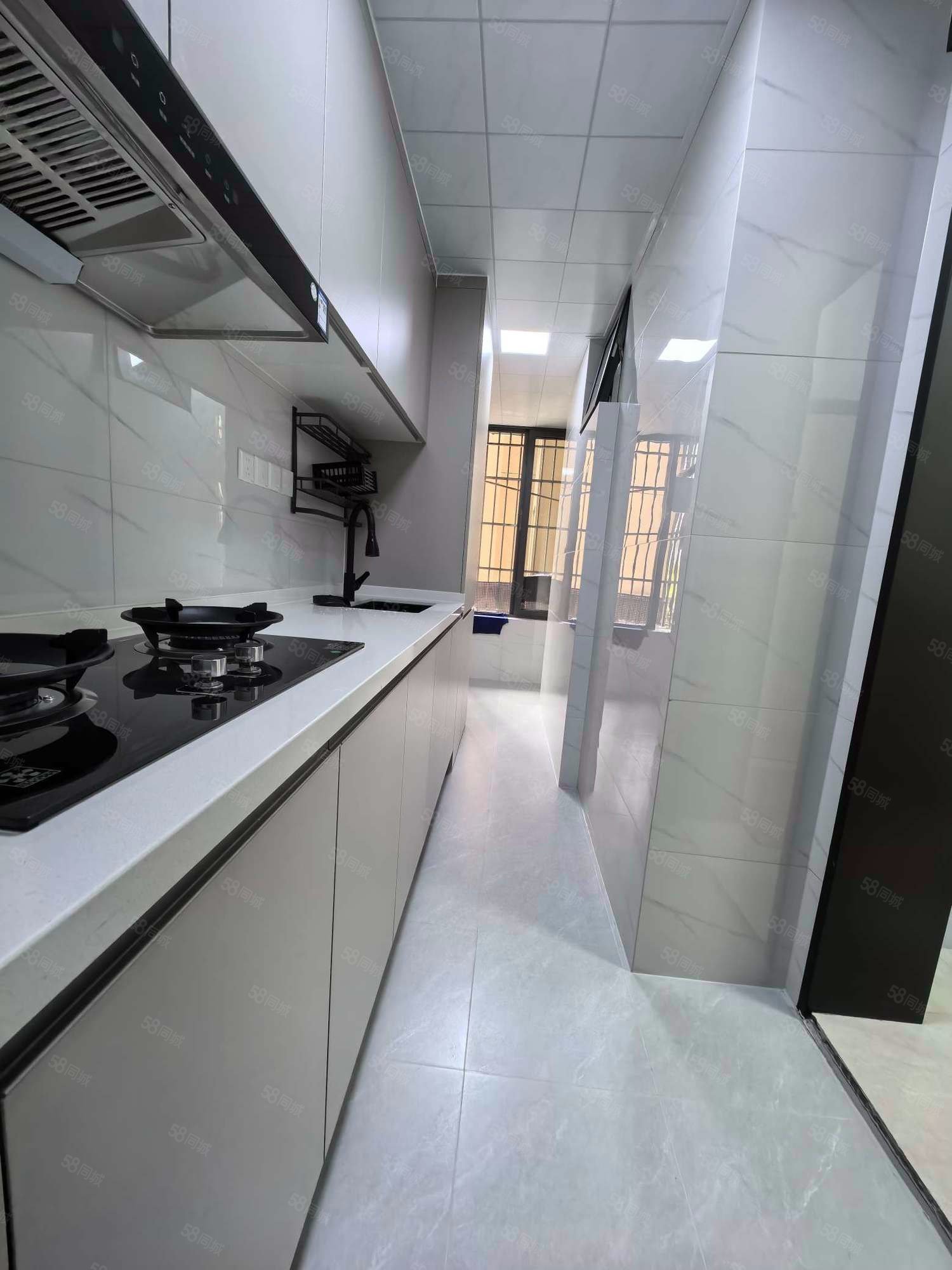 海桐小区三期1室1厅1卫46.65㎡南北61.8万