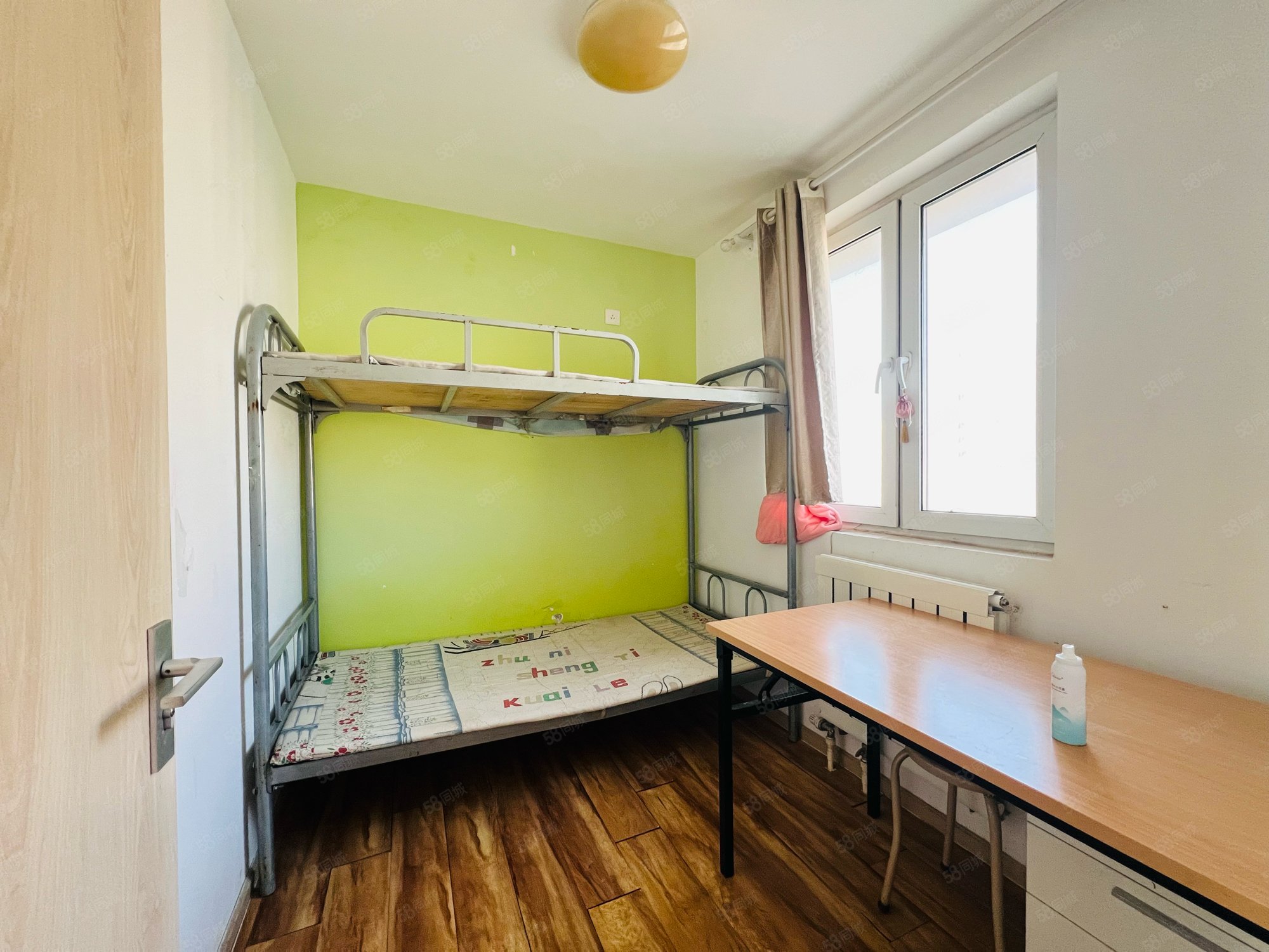 青荷里晨風(fēng)園一期3室1廳1衛(wèi)61.43㎡南北185萬