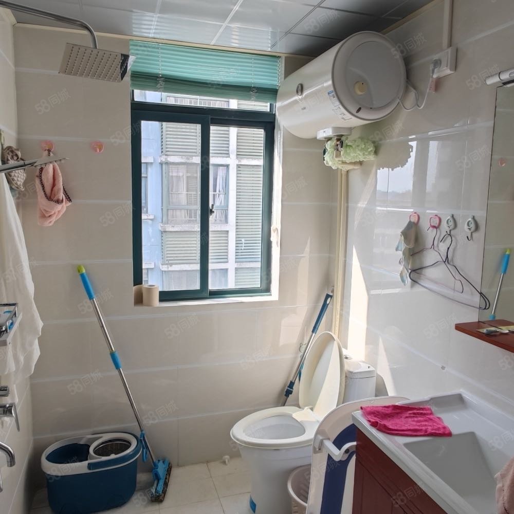 伟业氧立方2室2厅1卫81.88㎡南42万