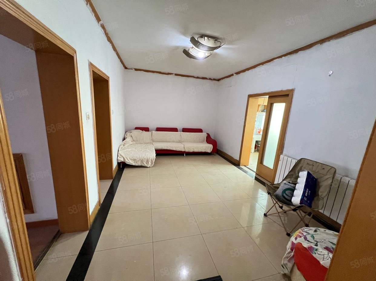 老财政局家属院2室1厅1卫70.9㎡北38万