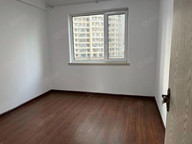 壹品星海南北通透高绿化商圈成熟车位充足双卫生间