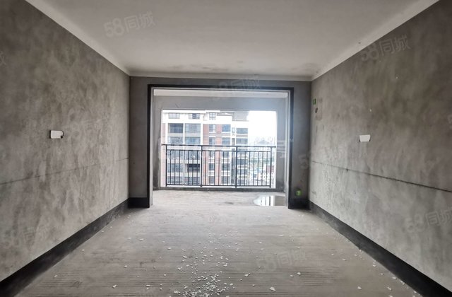 顺祥城4室2厅114.44㎡45万二手房图片