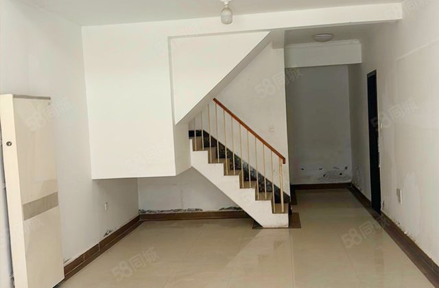 珠江新城南区4室2厅85.14㎡140万二手房图片