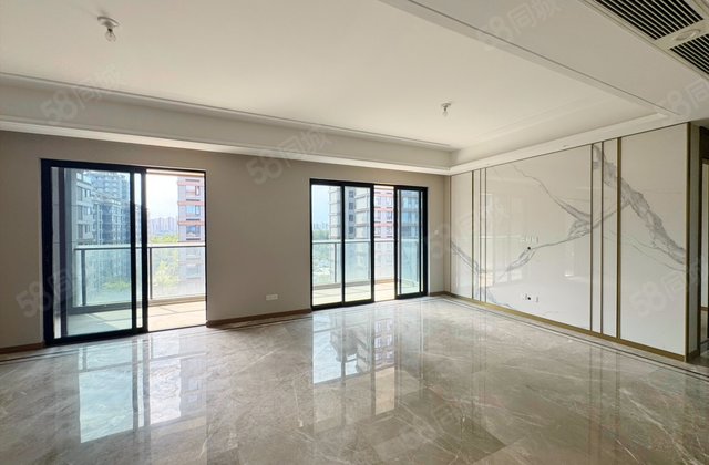 邦泰宽语二期4室1厅134.4㎡269万二手房图片