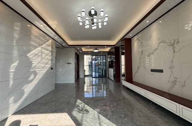 国鼎天悦半岛花园3室2厅119.67㎡69.8万二手房图片