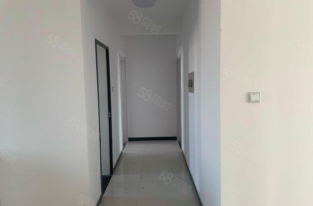 名仕苑3室2厅155㎡45万二手房图片