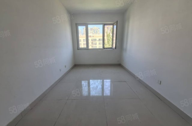 上文轩 地暖房 一梯两户 羡林苑 中层 带储藏室