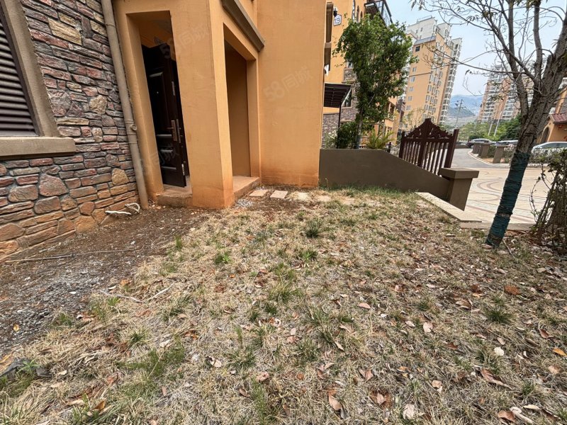 香醍水岸联排前后花园带地下室