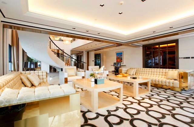 王府井商务公寓2室2厅141.11㎡120万二手房图片