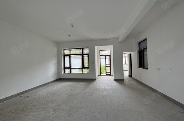 古城区新出  双拼别墅    产证297南北花园  东首户