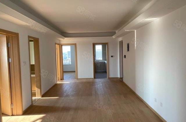 大悦雅园3室2厅2卫114.04㎡西南275万