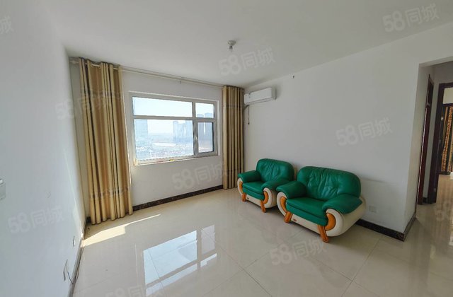 开发区当代国际 东昌丽都南北通透 小三房 交通便捷 购物方便