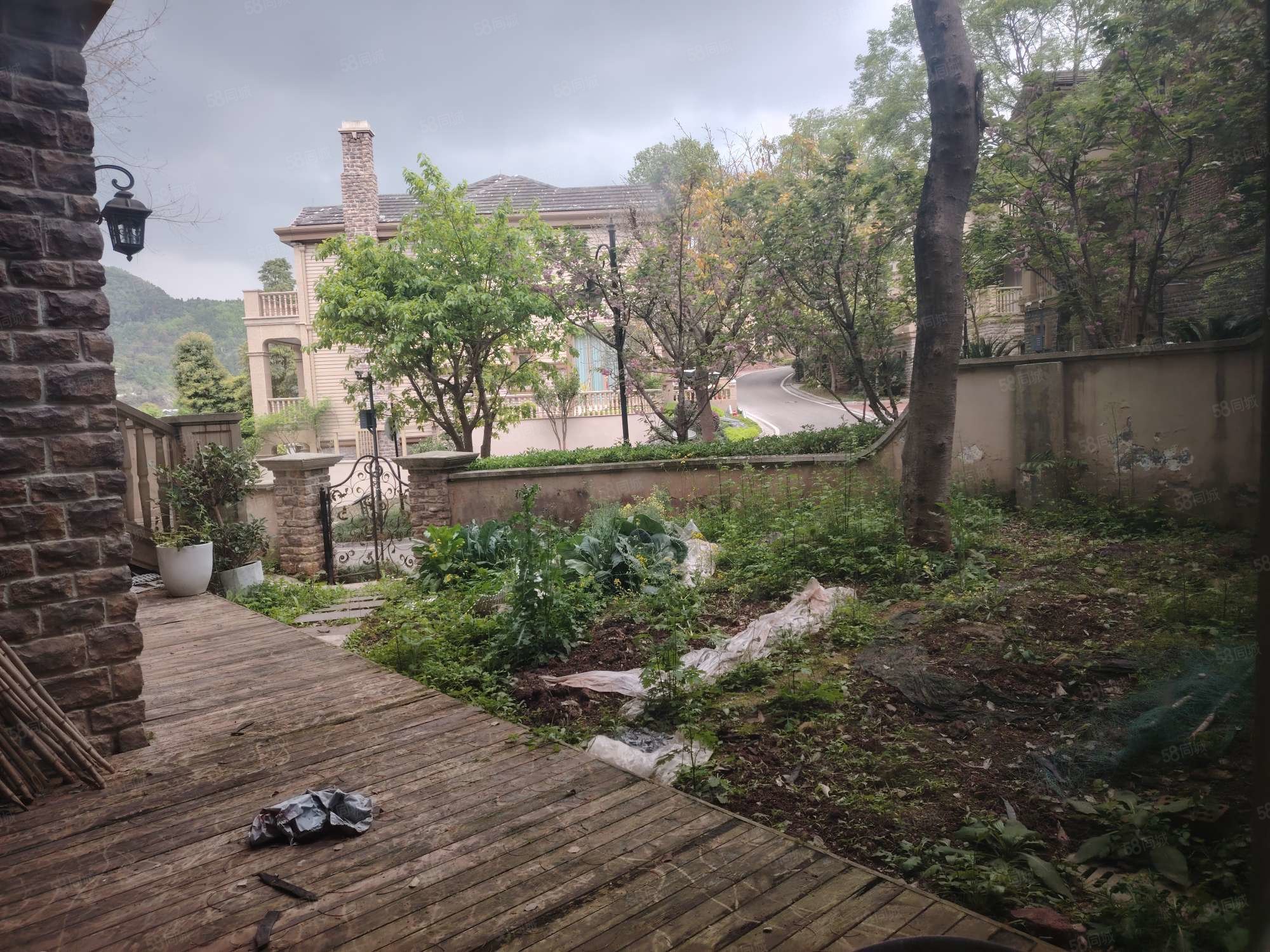 中粮御岭湾 满五 南向采光好 车位充足 商品房