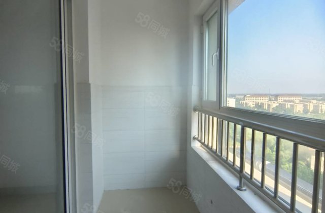 房，电梯房好楼层，三室两厅，边户