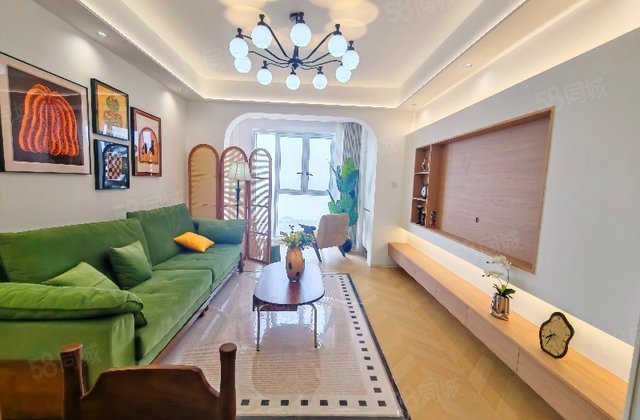 绿地海外滩(二期)3室2厅109.88㎡73万二手房图片