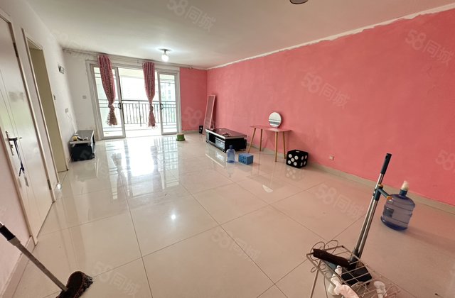 阿尔卡迪亚盛园(五期) 正规商品房 购物方便 医疗配套成熟