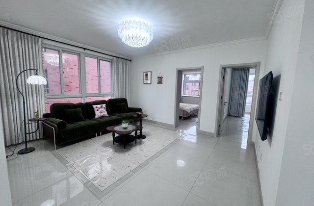 急售 水岸新城  新城邦 停车方便 三室二厅 价格可谈