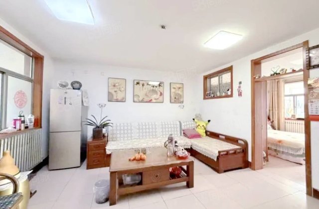 不是顶，双阳台，阳光实验，三里铺，香江鸿顺，月亮湾，教师新村