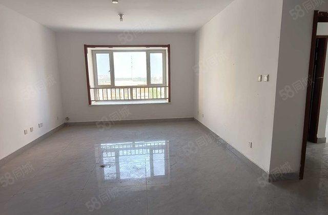 急售 万达北边 水城悦府 新房未住 带车位储藏室 价格可谈