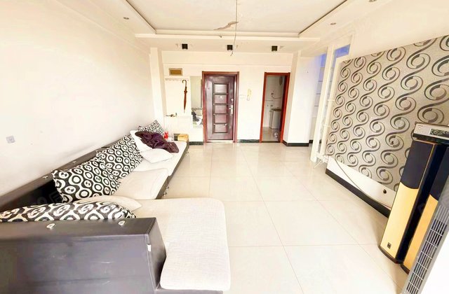 华宏悦名都2室21厅104.27㎡88万二手房图片