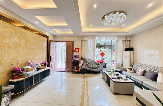 顺德碧桂园蓝天花语7室2厅280㎡498万二手房图片