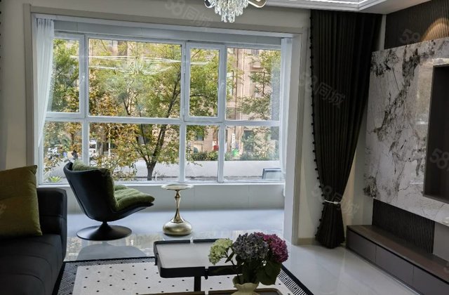 西山小区4室2厅143㎡88万二手房图片