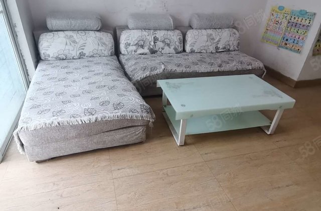 近医院 南北通透 商品房 环境好  中间楼层采光好