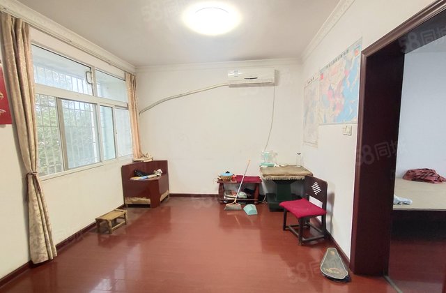 谭家山社区3室1厅68.5㎡18.8万二手房图片