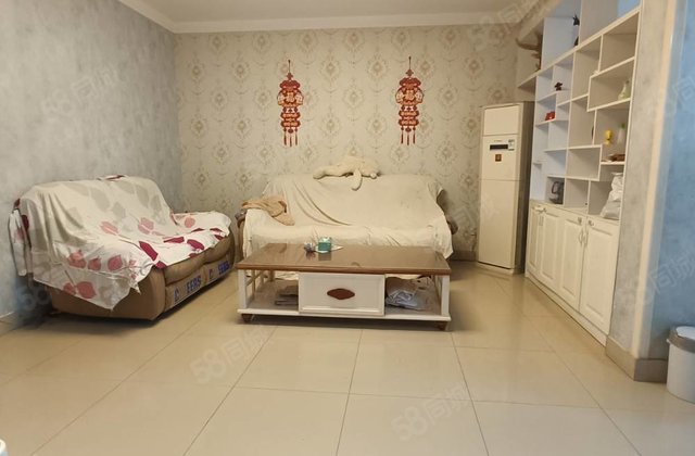 桐凤家园 多层二楼 正规三室 精装 免大税 仅售63.8