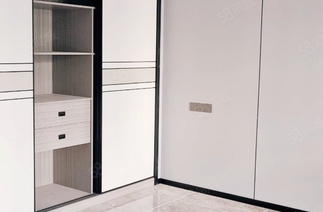 曙光和院(别墅)4室2厅149㎡168万二手房图片