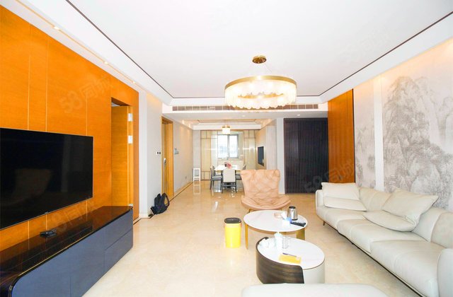 融创信达政务壹号4室2厅164.86㎡530万二手房图片