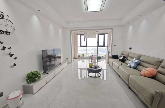 中天国际4室2厅141㎡55万二手房图片