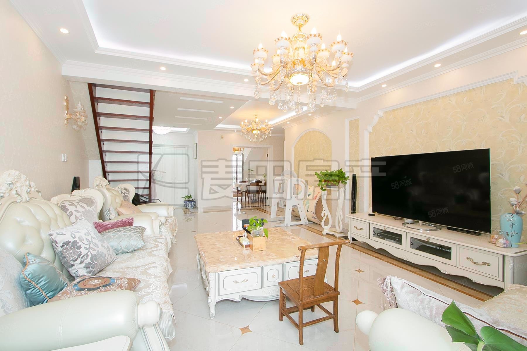 玫瑰御園4室2廳2衛(wèi)178.16㎡南北1650萬