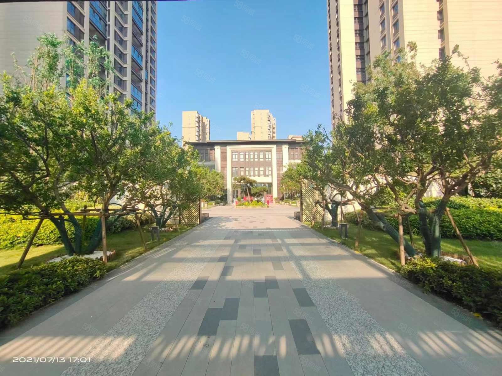 建业城(周口)3室2厅2卫136.57㎡南北90万