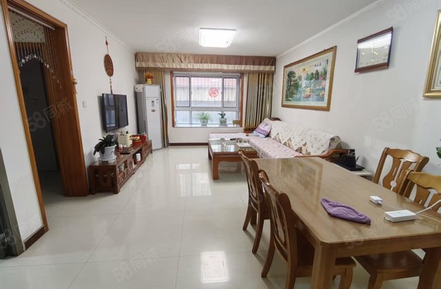 精装 翡翠城  一楼带院三室两厅两卫 带储藏室免大税随时看房