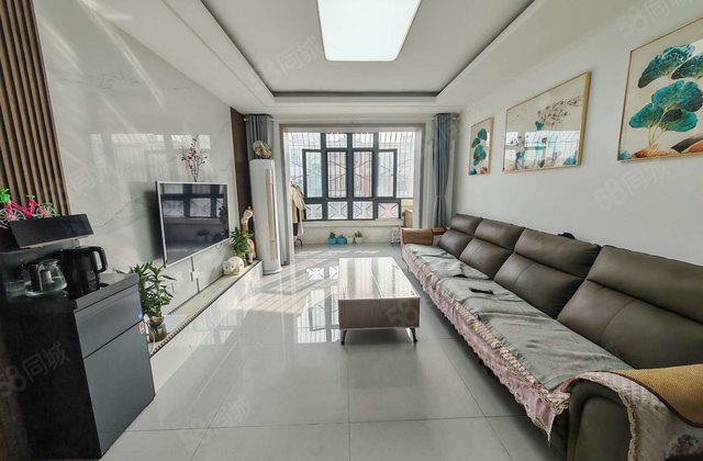 丽景苑小区3室2厅131㎡70万二手房图片