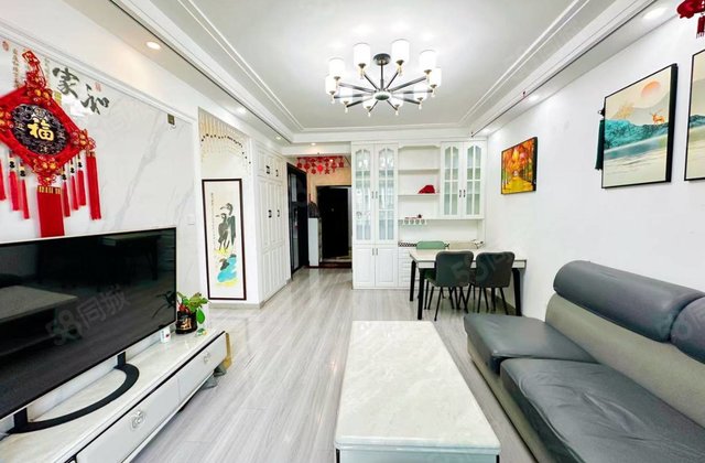 明康文馨园 装修好 高楼层采光充足 小三居 电梯房