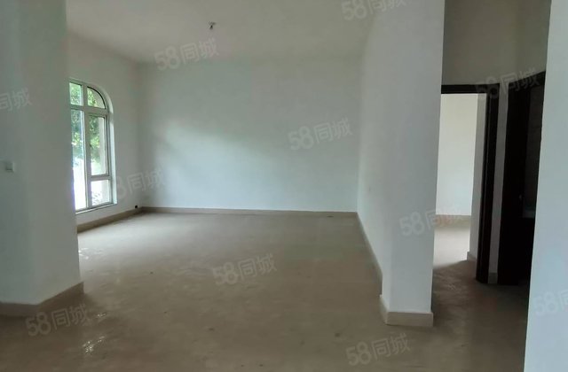 碧桂园滨湖城玉树琼林4室2厅170㎡160万二手房图片