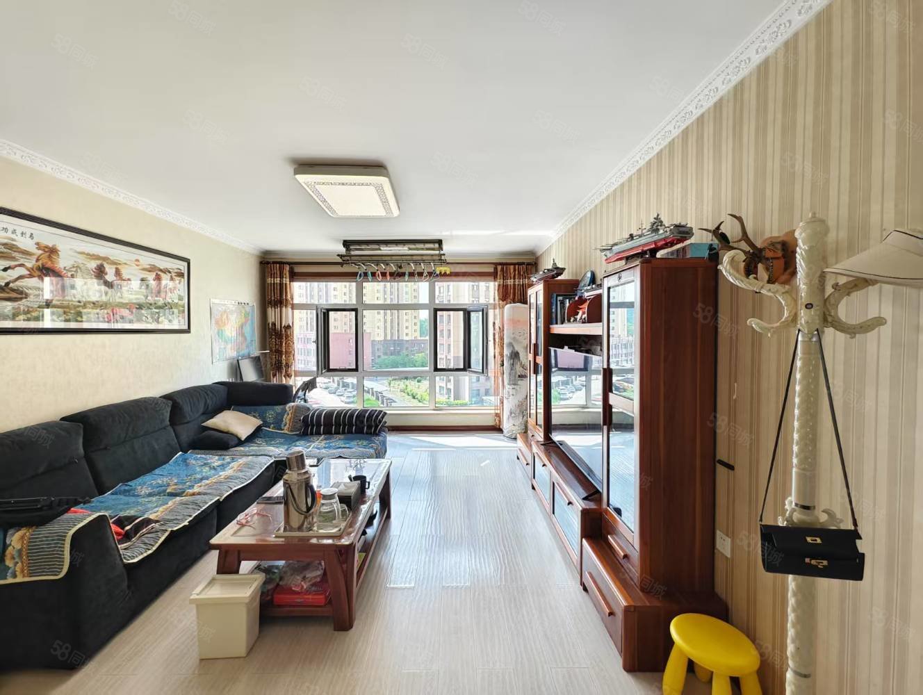 城市假日花园2室1厅1卫104㎡南北52万