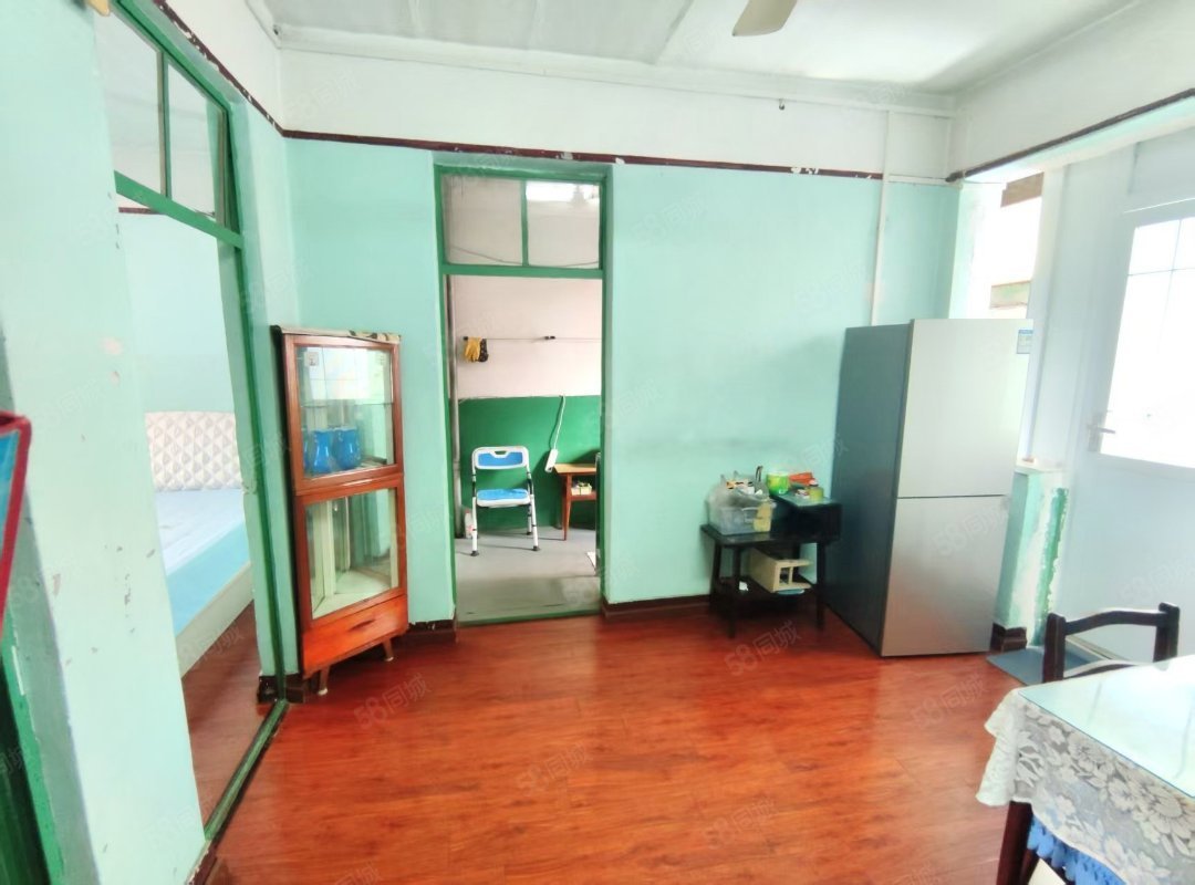 沿河小区2室2厅1卫70㎡南北25万