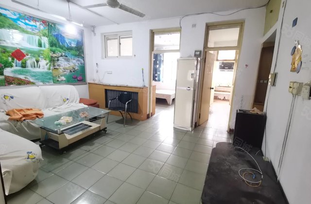 急售文轩总校 步梯 一楼 龙山花园 电业局4院 免大税