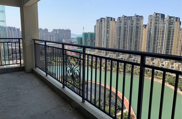 御海阳光 北区 园内套型 仅售11000平 业主诚售!