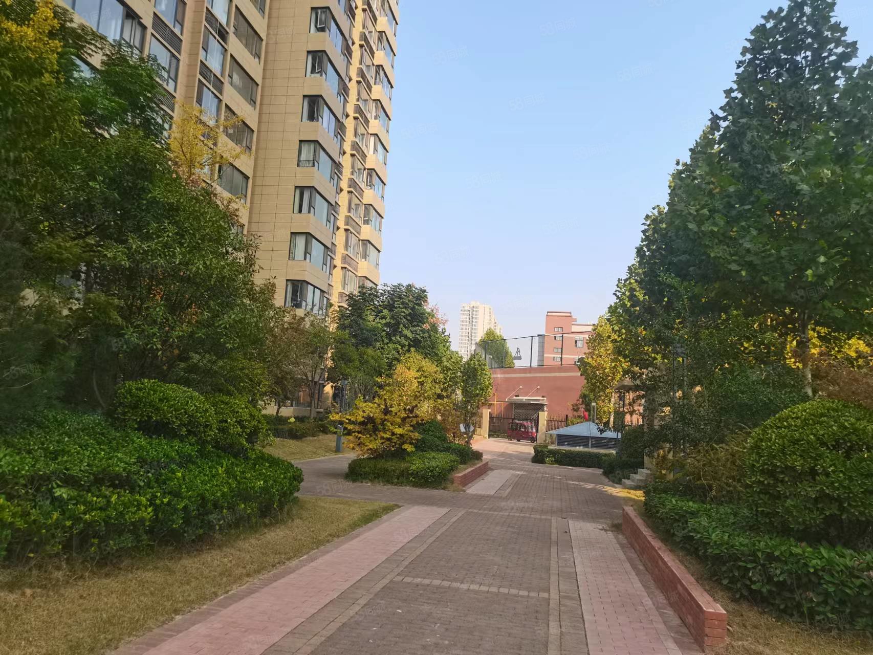 同德晨曦园3室2厅2卫123㎡南北135万