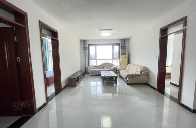 独门独户 民生八号院 三居室带车位储 价格可聊