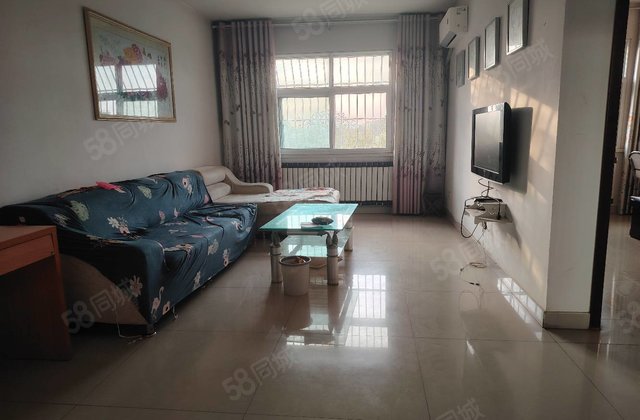 文轩，一中北临。87平2室采光好。位置好，随时看房