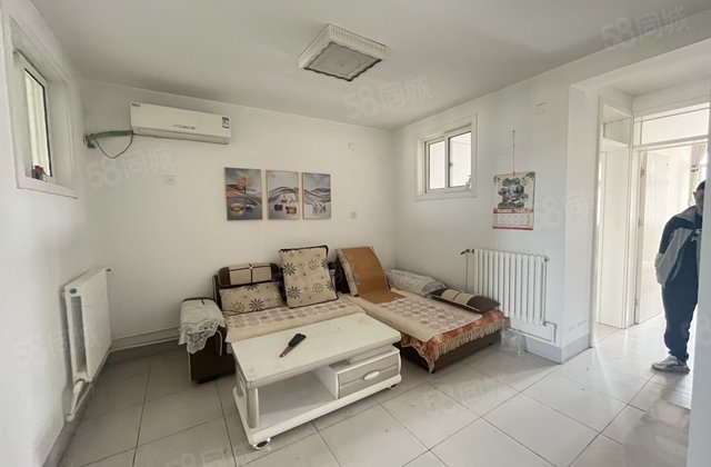 振兴路 星光小区正规三室 五萬办完入住 东昌中学 新星