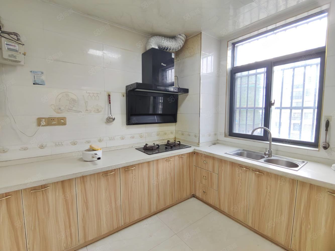 北城世纪城3室2厅1卫126㎡南北46万