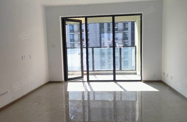 城市玖玺北区3叶草户型带储藏室楼层好